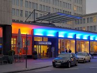 Hilton 01